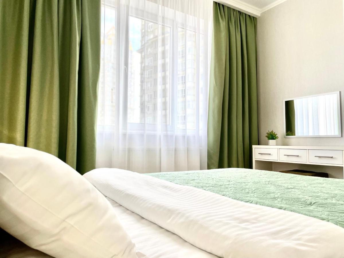 Navit Luxury Apartments With Breakfast Near The Railway Station, The City Center And The Park كييف المظهر الخارجي الصورة