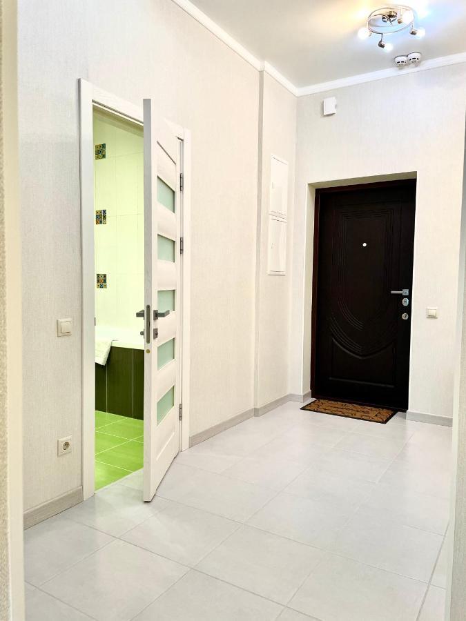 Navit Luxury Apartments With Breakfast Near The Railway Station, The City Center And The Park كييف المظهر الخارجي الصورة