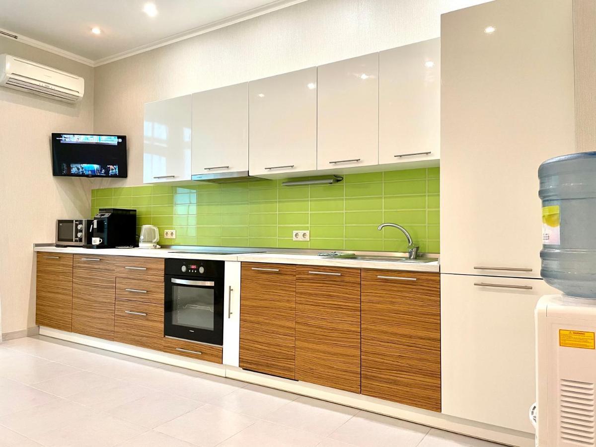 Navit Luxury Apartments With Breakfast Near The Railway Station, The City Center And The Park كييف المظهر الخارجي الصورة