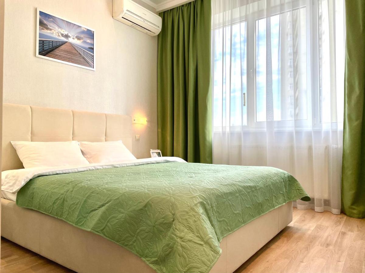 Navit Luxury Apartments With Breakfast Near The Railway Station, The City Center And The Park كييف المظهر الخارجي الصورة
